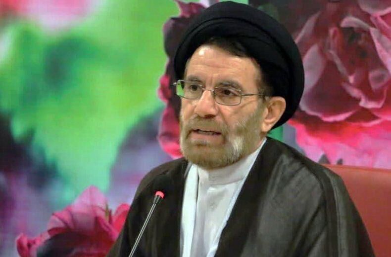 رعایت نکردن حجاب ولو چند تار مو باشد حرام است 