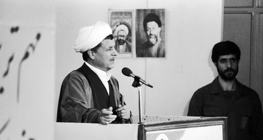 ببینید| آیت‌الله هاشمی در خطبه معروف «مانور تجمل‌گرایی» چه گفت که تا سال‌‌ها متهم به ترویج اشرافی‌گری شد؟