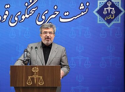 حکم اعدام پنج نفر از متهمان شهادت روح‌الله عجمیان صادر شده/ ۳ متهم زیر ۱۸ سال به حبس طولانی‌مدت محکوم شدند
