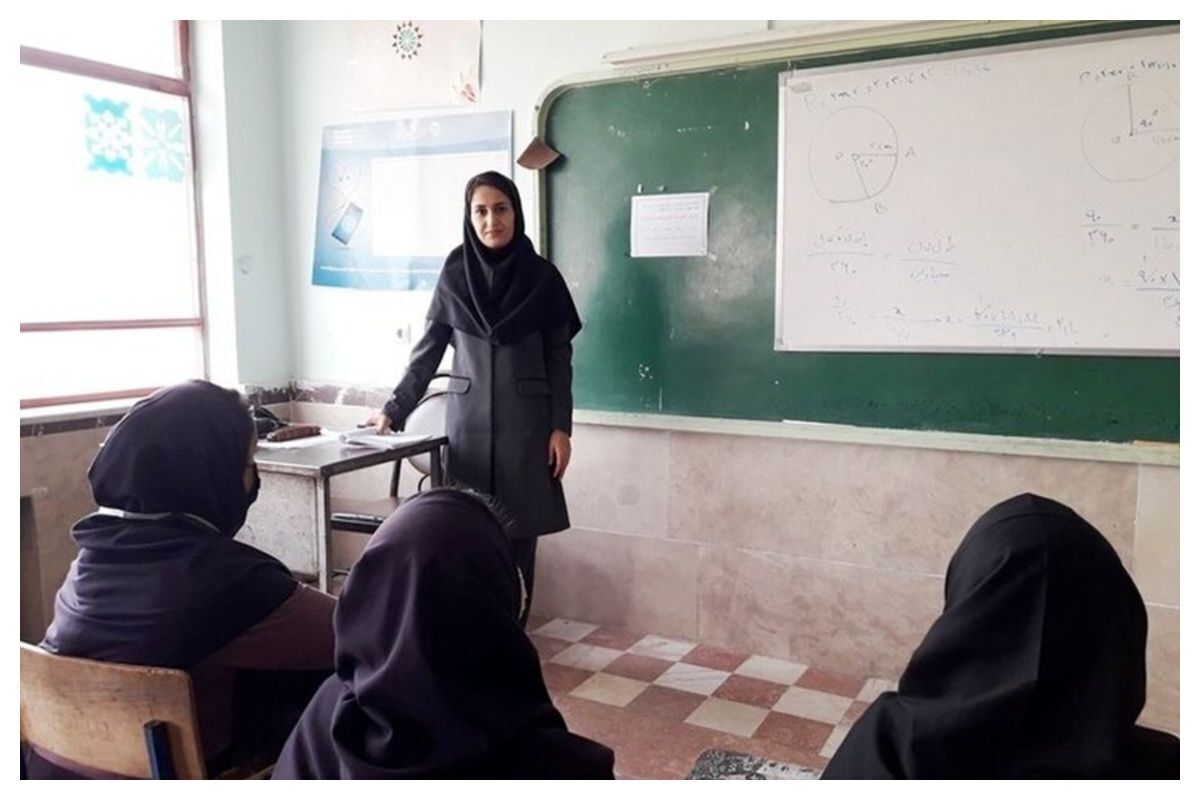 بیمه کامل معلمان مدارس غیردولتی اجباری شد