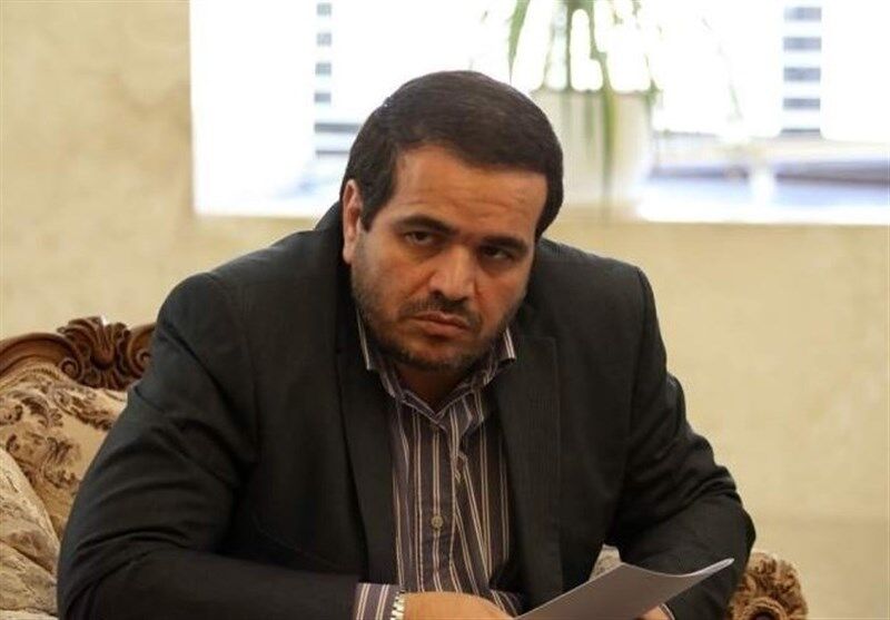 غیر قابل توجیه بودن تامین اجتماعی در پی مشکلات بیمه‌ای قالیبافان و رانندگان تاکسی