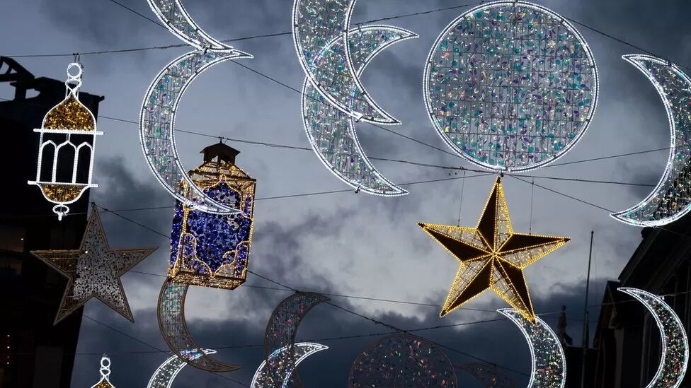 رمضان در لندن: وقتی دارالکفر، دارالاسلام می شود! + عکس
