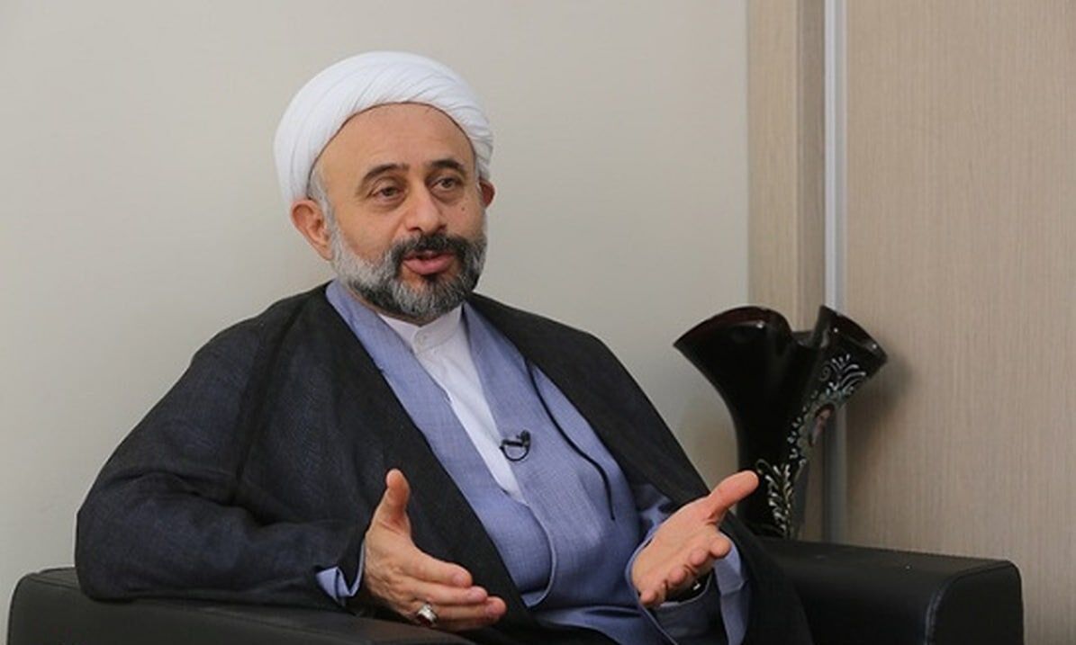 تصاویر| حسن روحانی این روحانی منتقد را برای سخنرانی مراسم ماه محرم دعوت کرد