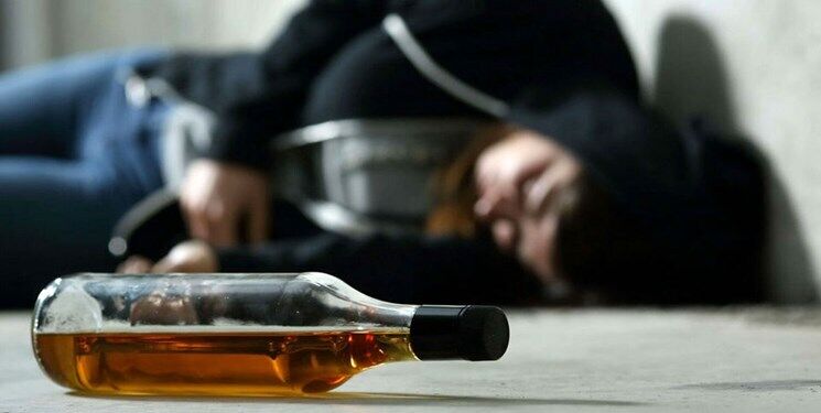 دستگیری فروشنده مشروبات الکلی تقلبی در غرب تهران