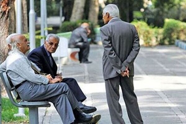 واریزی ۱۰ میلیون تومانی برای بازنشستگان؛ حساب خود  را چک کنید