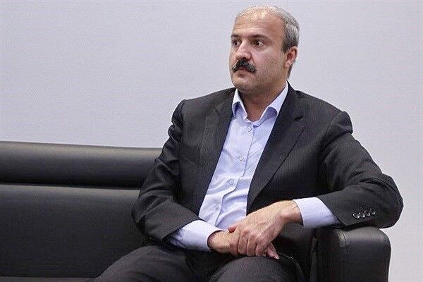 با تصمیمات متناقض و نادرست مجلس نمی‌شود انتظار معجزه از دولت داشت/ قوانینی تصویب کرده‌ایم که سرمایه‌گذار داخلی را هم فراری می‌دهد