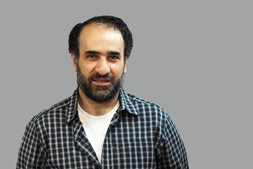 حمله روزنامه دولت به رضا امیرخانی؛ داستان‌هایش بازتولید ایدئولوژی «بورژوازی کمپرادور» است