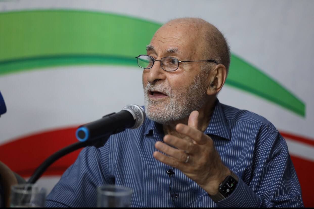 بهزاد نبوی: طرفدار وفاق ملی هستم؛ به گفت‌وگو و مذاکره خوشبینم
