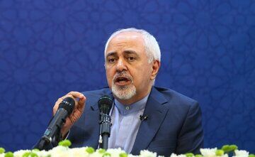 دیپلماسی تا زمانی توان حل مشکلات را دارد که پشتوانه ملی داشته باشد؛ داشتن قدرت نظامی مهمتر از به کاربردنش است