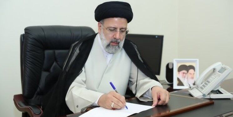ایران مدیون بانوانی است که اسوه‌های مقاومت در دامانشان بالیدند