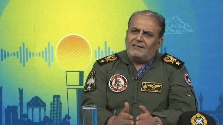 معاون نیروی هوایی ارتش: وضعیت سه خلبان حمله به پایگاه العدید مشخص نیست/ شهادت شهید کاظمی به این معنا نیست که حتماً برای خلبان دیگر همین اتفاق افتاده
