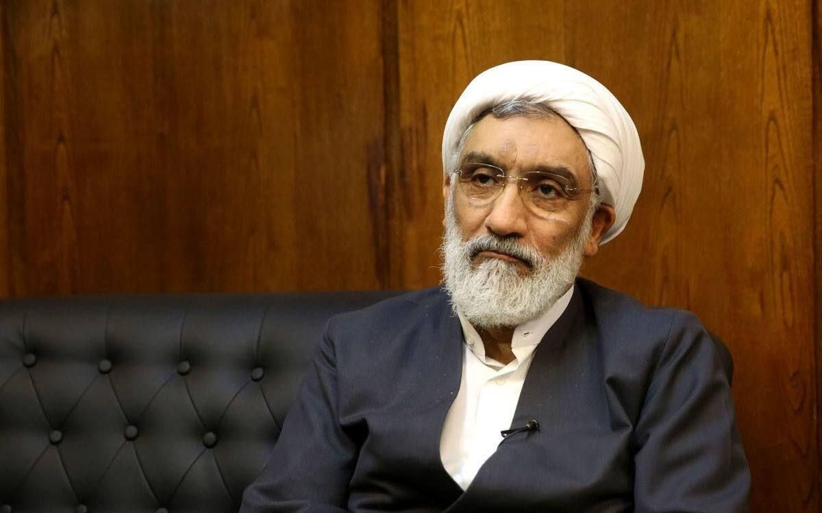 نظر مصطفی پورمحمدی درباره حجاب زنان: به زنان که می‌رسیم قید و قیودهایمان زیاد می‌شود