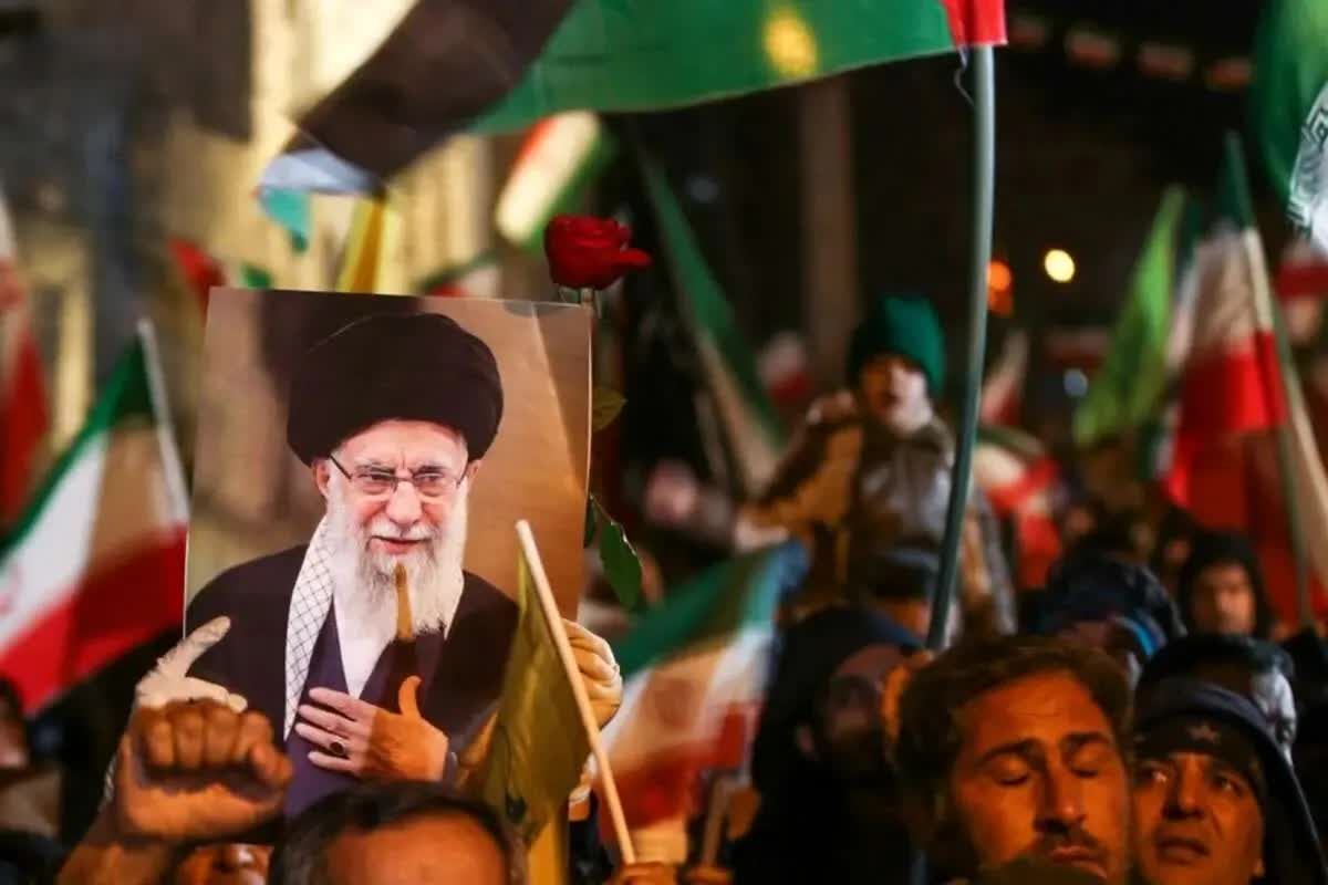 تعطیلی ۳ روزه در پی وداع با رهبر شهید/ استاندار تهران: ۱۳ و ۱۴ تیر در تهران و ۱۵ تیر در سراسر کشور تعطیل است/ مراکز درمانی، انتظامی و بخشی از شعب بانک‌ها فعال هستند + جزئیات مسیر تشییع