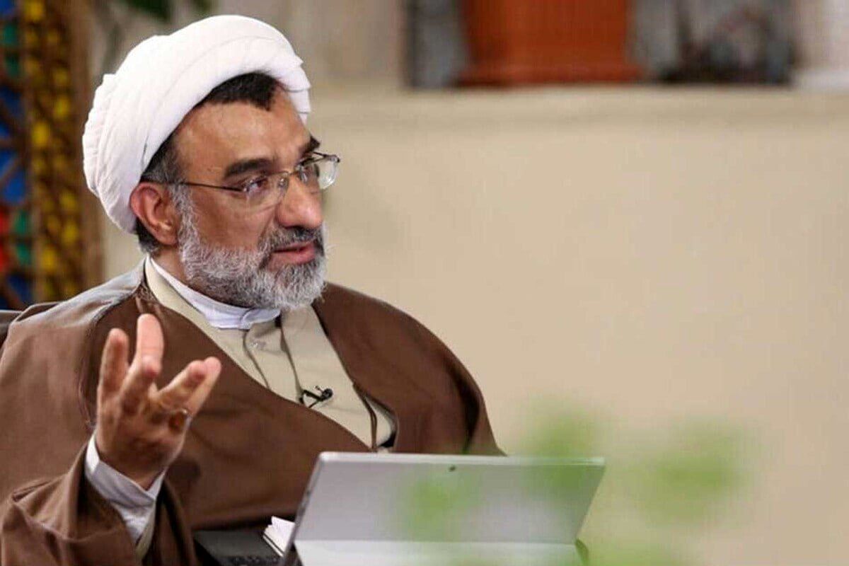 دبیر شورای عالی انقلاب فرهنگی در جوانی بیحجابها را سنگ میزد!