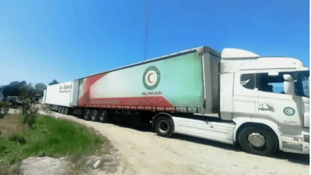 ورود ۱۱ تن کمک‌های بشردوستانه روسیه از مرز آستارا 