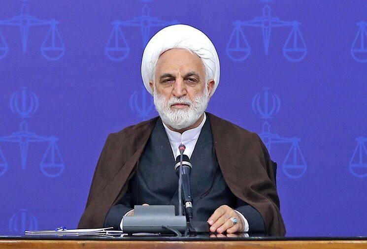 موضوع خودرو بار روانی دارد و مصداق حقوق عامه است