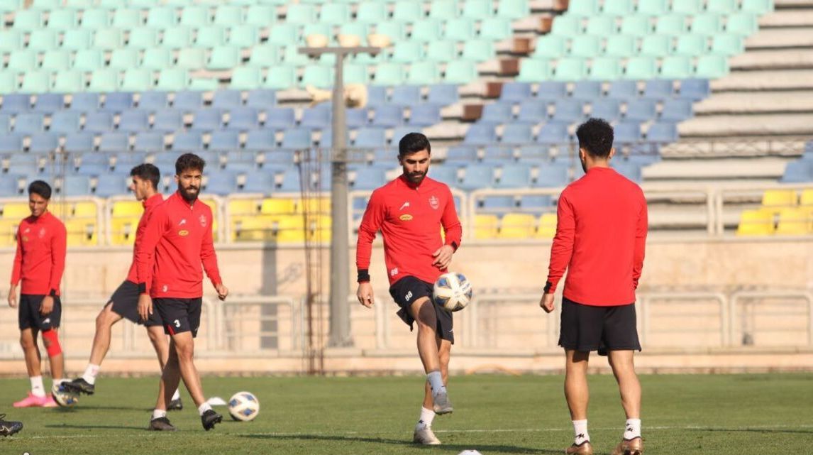 یک پرسپولیسی از حضور در تمرینات منع شد