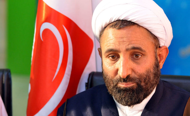 روحانی قمی احساس تکلیف کرده عکس گرفته؛ آن خانم ناراحت شد چون از قوانین خبر ندارد!/ نمی‌توانیم که مصالح کشور را فدای دوقطبی کنیم