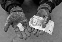 فقر از این سال در ایران رو به گسترش نهاد