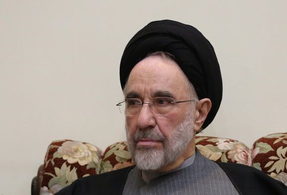 پیام تسلیت خاتمی به اسماعیل عبدی + تصویر