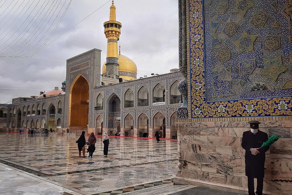 افزایش ۲۰۰ میلیون تومانی قیمت قبر در حرم امام رضا در یک ماه!