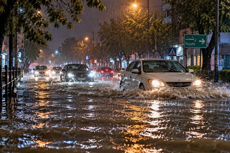 احتمال ریزش سنگ و رانش زمین در جاده‌های شمال / بارش‌های شدید باران، رعدوبرق، وزش باد شدید و کاهش محسوس دما در مازندران