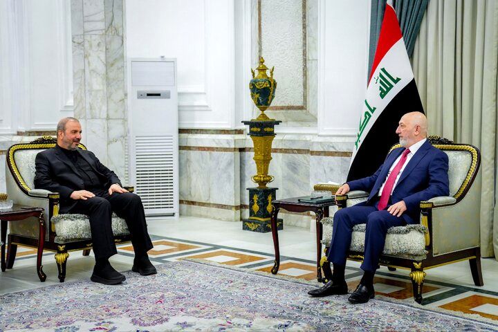 تأکید رئیس‌جمهور عراق و آل صادق بر اهمیت ادامه گفت‌وگوها و جلوگیری از خطرات جنگ در منطقه
