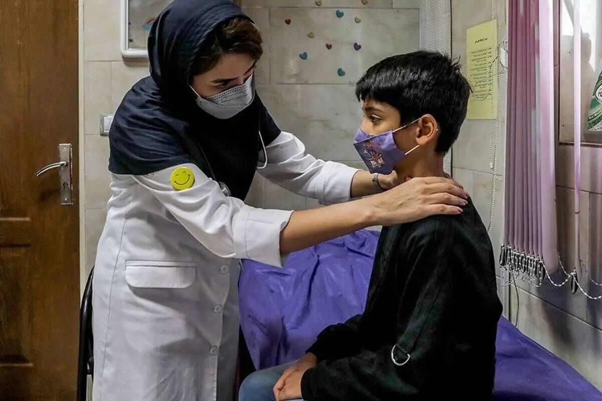 علوم پزشکی تهران: مراجعه به مراکز درمانی به دلیل عفونت‌های تنفسی کاهش یافته / پیک دوم آنفلوآنزا را در اواخر بهمن تجربه می‌کنیم