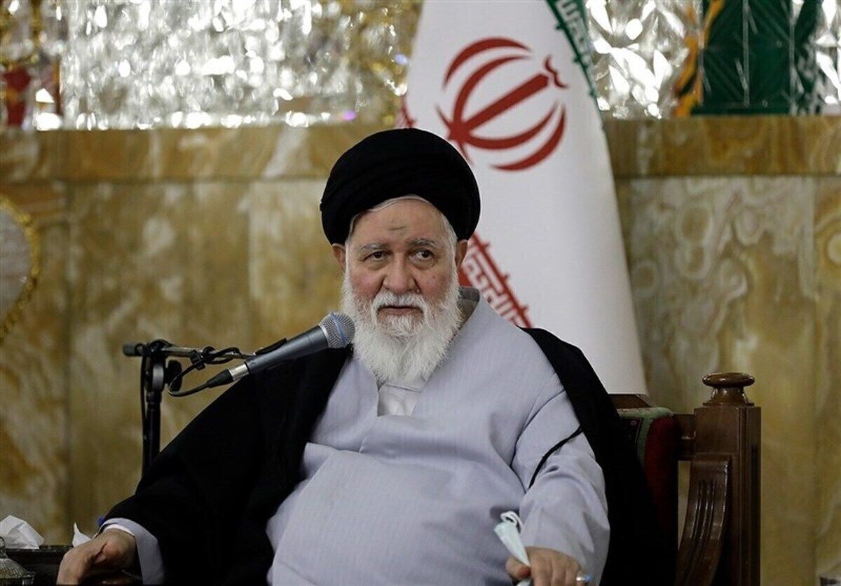 رسانه معاند مدام تلاش می‌کند به مردم القا کند که در کشور ما دزدی می‌شود؛ اما برای ما امیدوارکننده است که مسئولان ما فساد را کشف می‌کنند