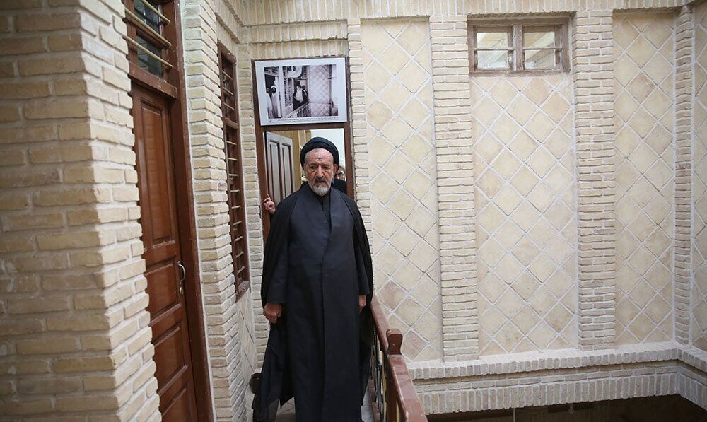 مراسم خوش‌آمد به صالحی و وداع با دعایی برگزار می‌شود