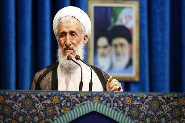 بعضی‌ها در آغاز با انقلاب همراه شدند؛ شکنجه‌های بسیاری هم تحمل کردند اما در میانه راهشان جدا شد