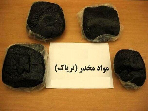 3 کیلو و 505 گرم تریاک از شکم قاچاقچیان کشف شد! +عکس