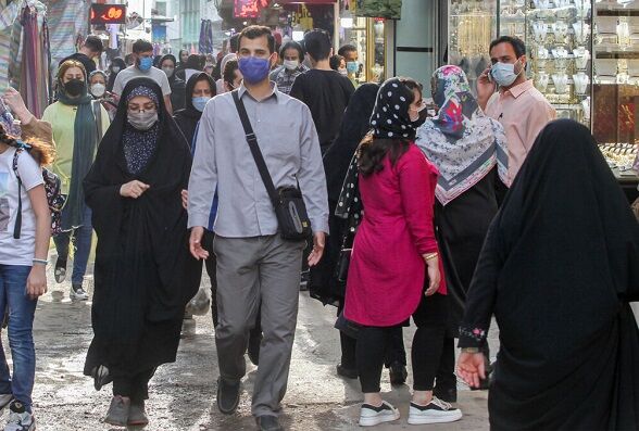 ادامه روند صعودی کرونا در کشور/ انتقاد از آموزش حضوری در مدارس و دانشگاه‌ها