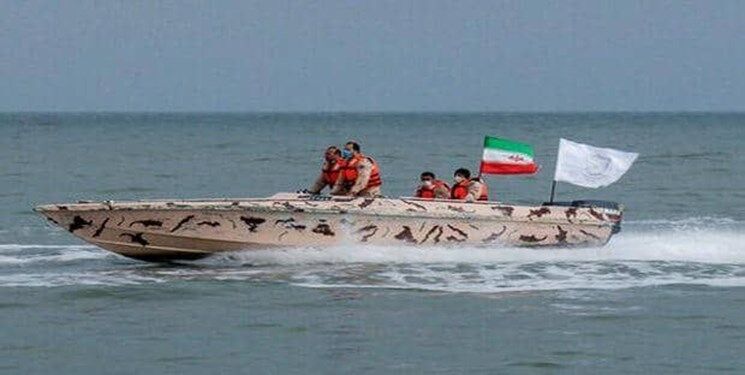 کشف۲۰۰هزار لیتر سوخت قاچاق در دریای عمان