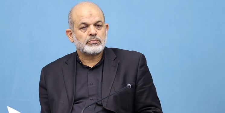 ببینید| فردی که به کشور، سرود و پرچم خود بی‌احترامی کند حتما دچار مشکل هویتی شده