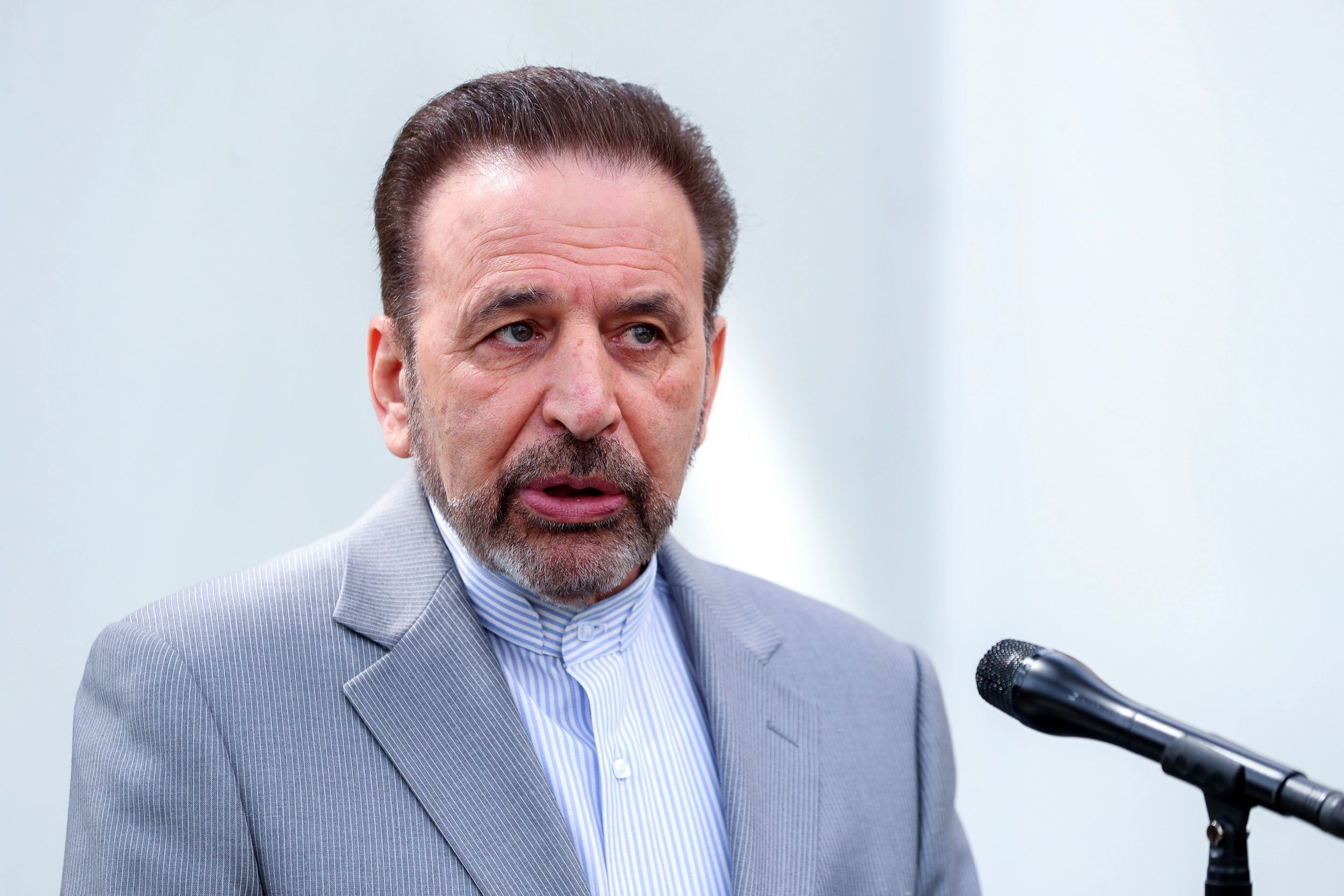 واعظی: اگر ترامپ در مذاکرات غیرمستقیم از تناقض گویی و تهدید دست بکشد و حسن نیت خود را نشان دهد، امکان حصول توافق دور از ذهن نیست
