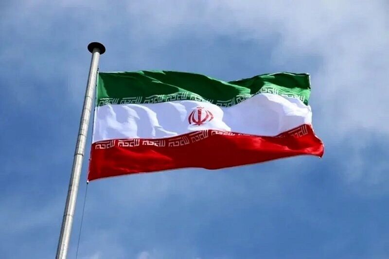 وفاداری به وطن به معنای سکوت و چشم‌پوشی از مشکلات کشور نیست