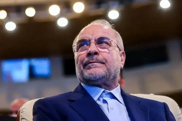 قالیباف: در گذشته برداشت برخی کشور‌ها این بود که نیرو‌ها و کشور‌هایی که از هزاران کیلومتر دورتر وارد شده‌اند، می‌توانند امنیت منطقه را برقرار کنند، اما بعد از جنگ اخیر مشخص شد که نمی‌توانند و خود از عوامل ضد امنیتی هستند