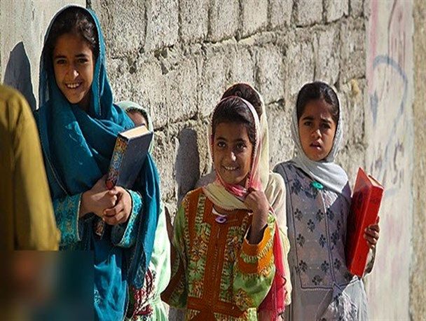 ببینید| سرویس مدرسه خطرناک دختران در سیستان‌وبلوچستان