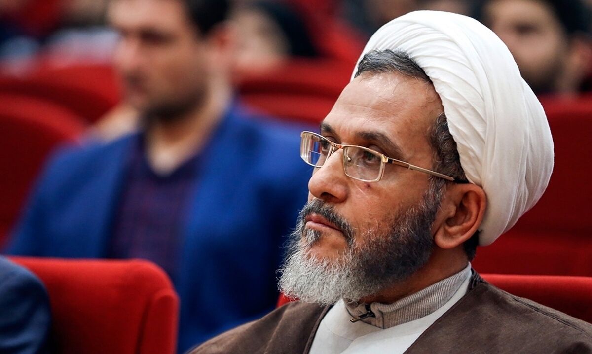 گلایه احمد مازنی از تلاش عناصر افراطی برای مصادره تجمعات خیابانی/ قطار انقلاب برای همه جا دارد
