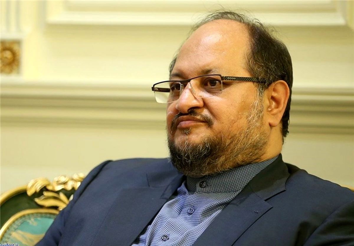 محمد شریعتمداری در واکنش به مرگ مهسا امینی: کلانتری «وزرا» باید زنان و دختران را فرابخواند یا مسئولان فرهنگی را؟