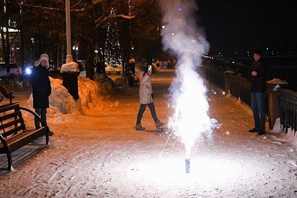 زخمی و بازداشتی‌های ایتالیا و هلند به خاطر آتش‌بازی سال نو