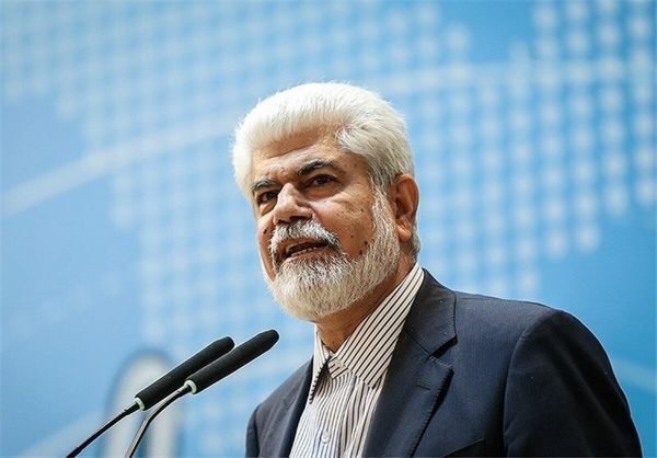 نطق تند یک نماینده علیه رئیسی؛ در دولت تخصصی وجود دارد که هرروز مردم را ناراضی کنند؛ زمان وعده‌های گل‌وبلبل دیگر تمام شده!