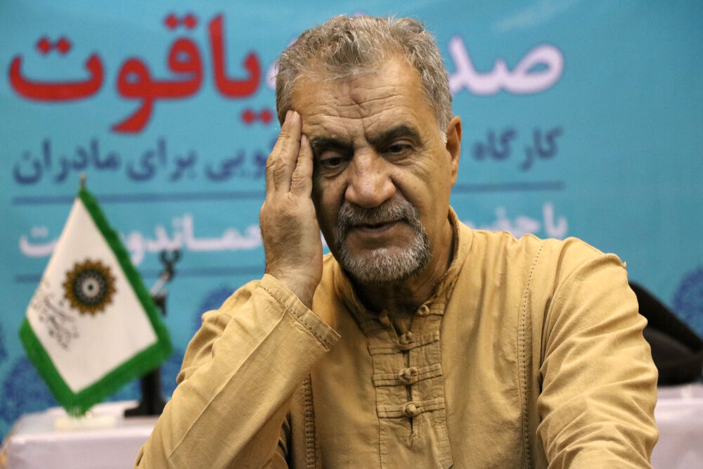 آقای وزیر ارشاد! باید استعفا بدهی؛ تیراژ کتاب برای جمعیت 80 میلیونی شده 500 نسخه