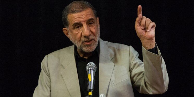 بعضی فقط مامور خرید دلار شده‌اند تا افزایش قیمت کاذب ایجاد شود