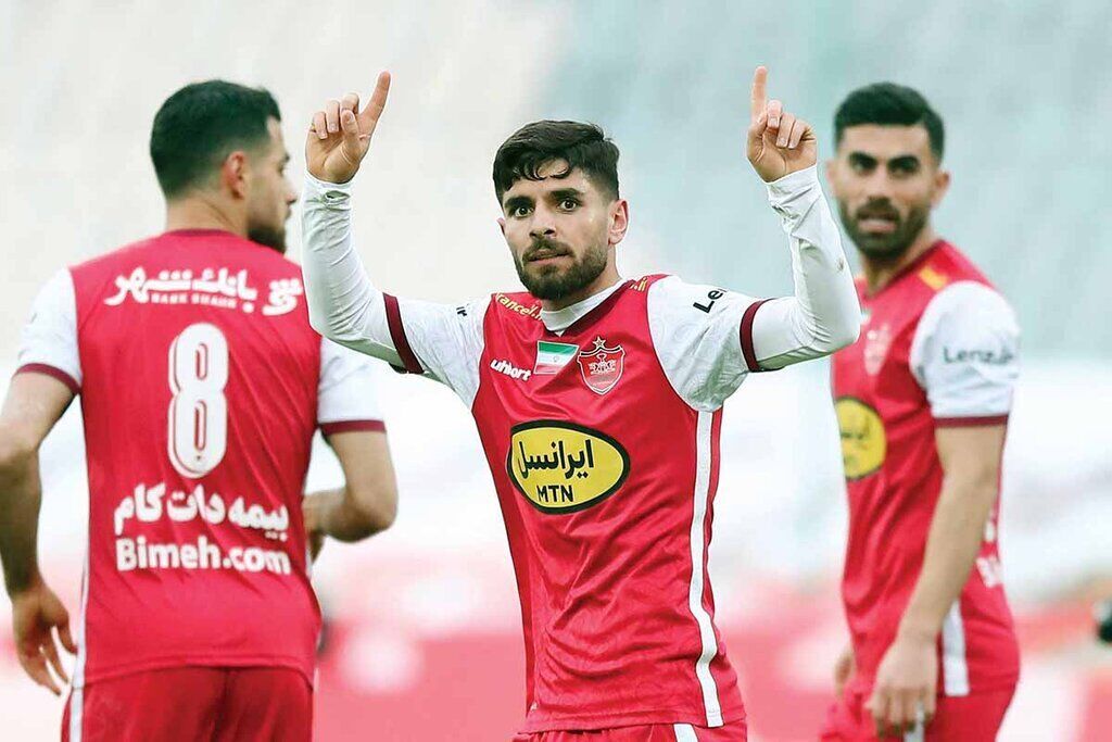 آخرین خبر از وضعیت بازیکن پرسپولیس پس از انتقال به بیمارستان