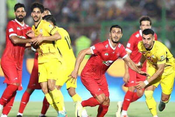 جدول لیگ برتر فوتبال با تساوی پرسپولیس و پیروزی پیکان