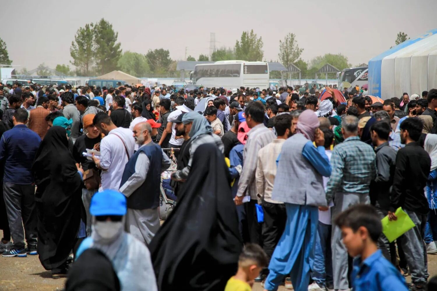 والی هرات: مسئله خروج مهاجران افغانستانی از ایران تحت مدیریت قرار دارد