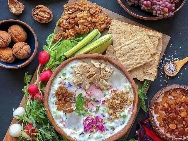یک وعده آب دوغ خیار برای خانواده چهار نفره چقدر هزینه دارد؟ + اینفوگرافی