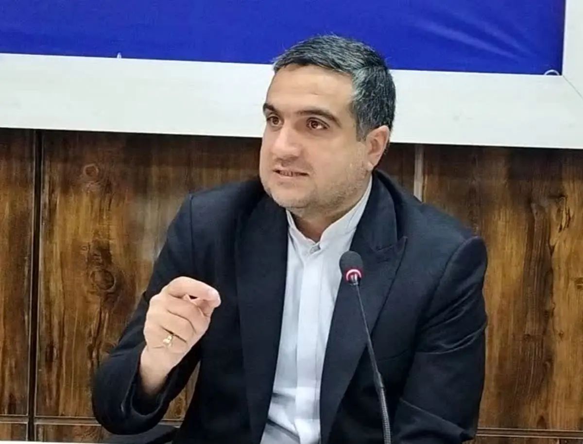سخنگوی کمیسیون بهداشت: نگرانم که برخی از جوانان و نوجوانان که در حوادث اخیر مجروح شده‌اند، اکنون در منازل خود باشند؛ این افراد اگر به مراکز درمانی مراجعه کنند، هیچ‌گونه دردسری برایشان ایجاد نخواهد شد/ خانواده‌هایی که نام عزیزانشان در آمار‌ها کشته‌شدگان نی
